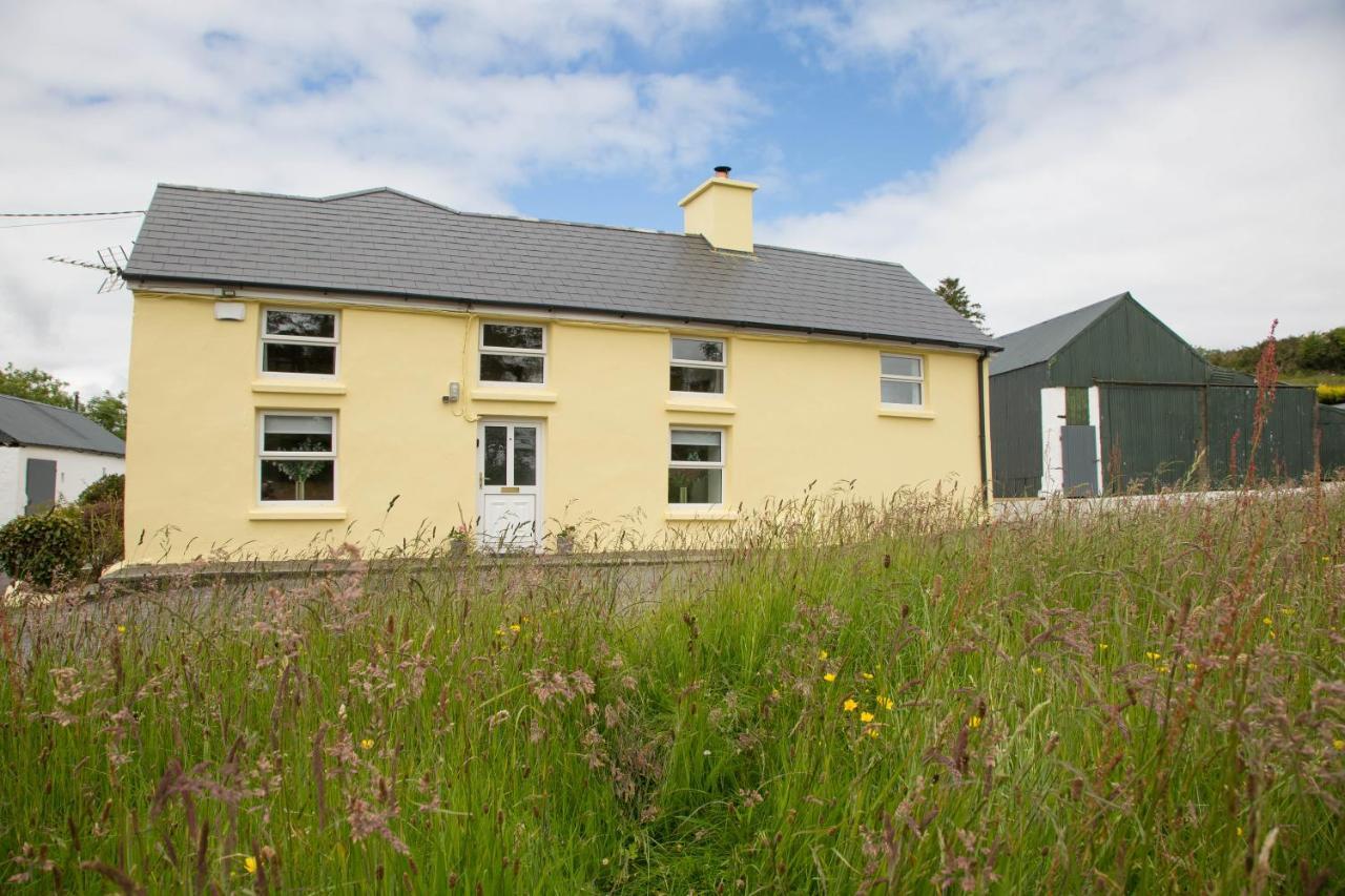 An Tigin Bui Villa Glanbannoo Upper Exterior photo