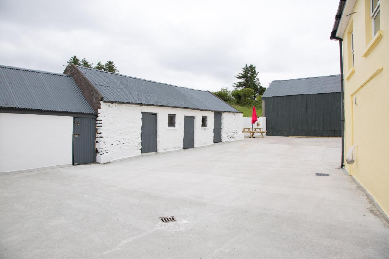 An Tigin Bui Villa Glanbannoo Upper Exterior photo